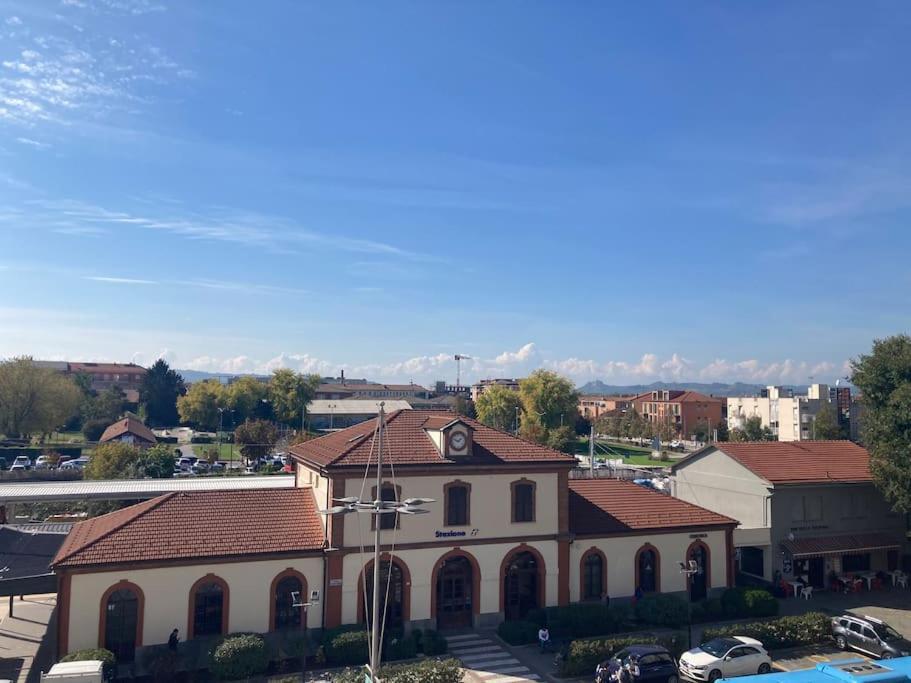 Appartamento Borgo Rane Alba Kültér fotó